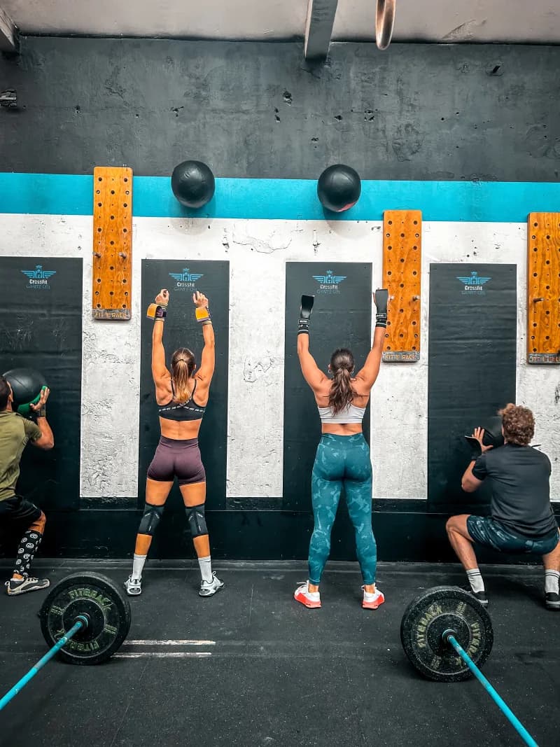 Wall balls